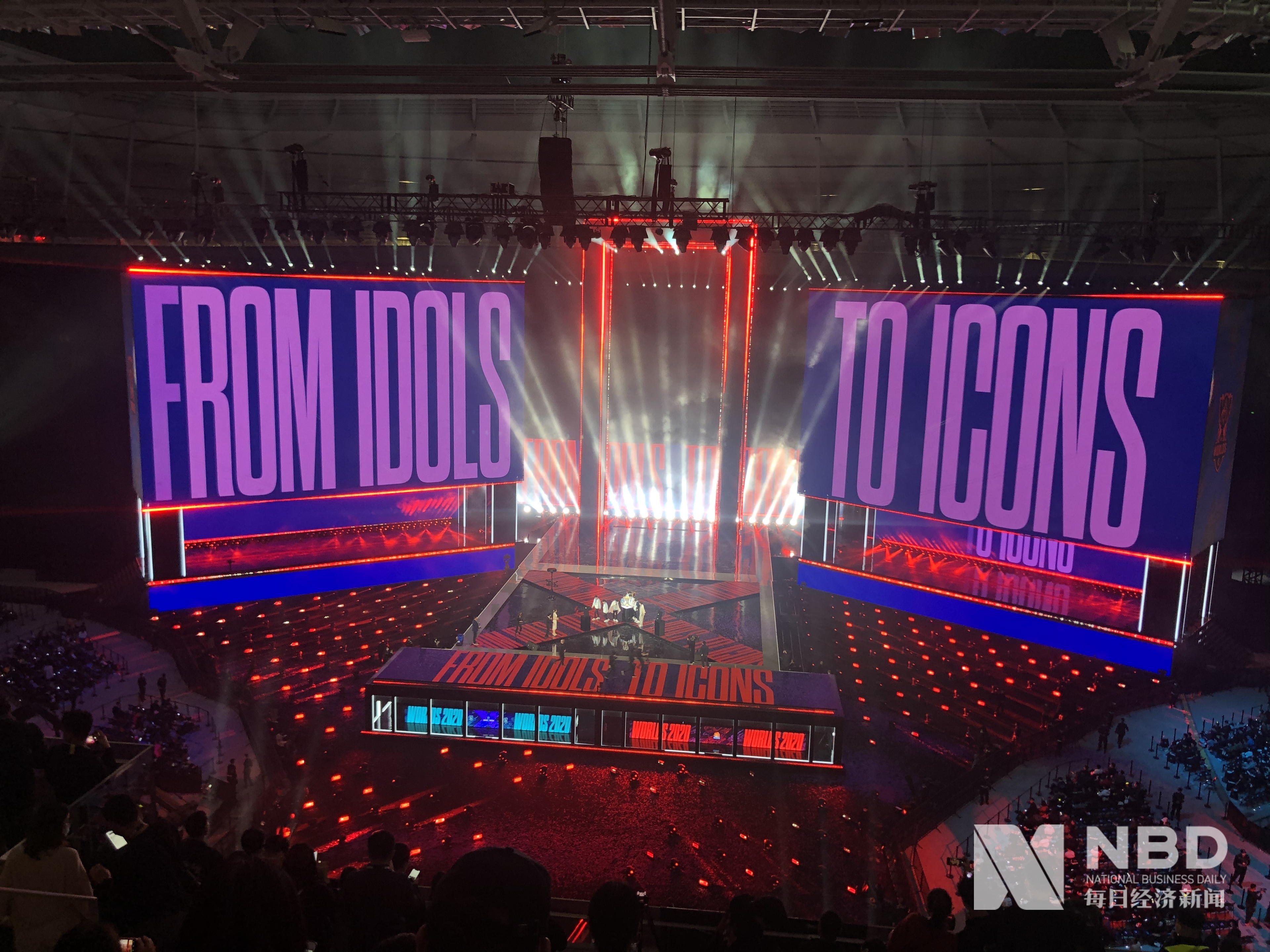 队内还争冠 队内还争冠