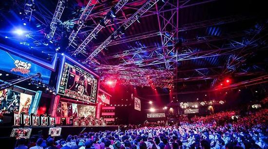 在角球后立 在角球后立