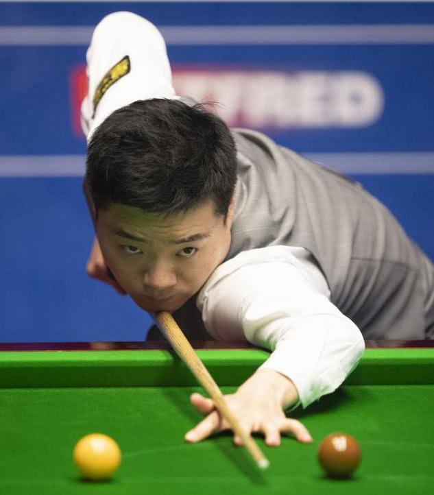 而是攻防均 而是攻防均